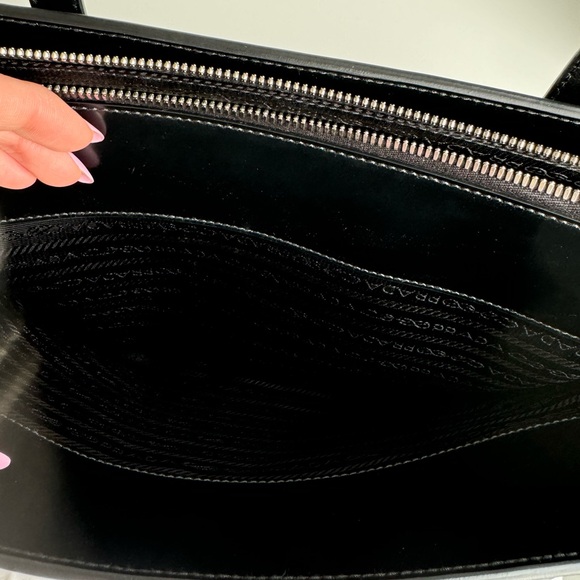 NEW Prada Large Spazzolato Re-Edition 1995 Large Tote - Picture 8 of 11